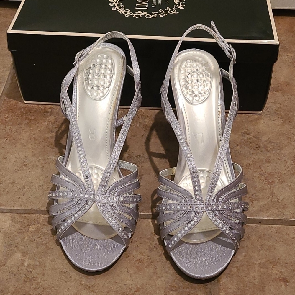 I. miller silver strappy satin dress heels 6.5